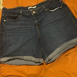 levi’s high rise mid length shorts - some stretch | EUC | 18W
